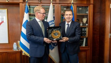 Συνάντηση Χρυσοχοΐδη με τον εκτελεστικό διευθυντή της Frontex: συζητήθηκε η ενίσχυσή της με μέσα και ανθρώπινο δυναμικό