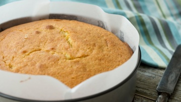 Έτσι θα ξεφορμάρετε το κέικ χωρίς να σπάσει