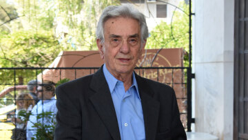 Πέθανε σε ηλικία 98 ετών ο Στέφανος Ληναίος