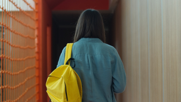 «Εγώ ξέρω τι συνέβη στην 17χρονη που έδωσε τη μεγάλη βουτιά στον Ισθμό»
