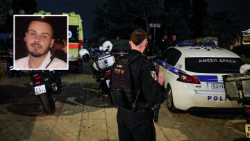 Σε τυφλό σημείο η δολοφονία του 25χρονου στον Άγιο Δημήτριο, ψάχνουν τι έγινε λίγο αφότου έφυγε από το σπίτι που ήταν με τον πατέρα του