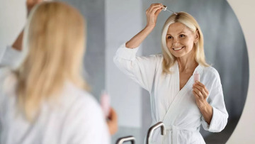 Τριχόπτωση τέλος; Φυτικός ορός υπόσχεται πυκνά μαλλιά σε 8 εβδομάδες
