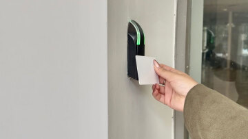  Σύστημα ελεγχόμενης εισόδου στη φοιτητική εστία του Πανεπιστημίου Αθηνών, δείτε βίντεο και φωτογραφίες