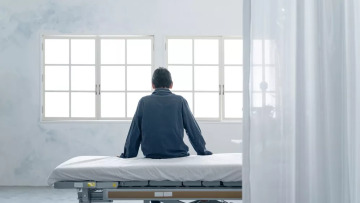 Τι πιστεύουν οι Έλληνες για την ευθανασία – Σε ποιες χώρες είναι νόμιμη
