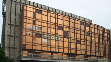 Βερολίνο: Ένα «Παλάτι για τη Δημοκρατία» φτιαγμένο από αμίαντο