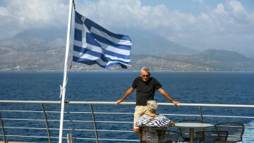 
Η ακτινογραφία της χρυσής τουριστικής χρονιάς του 2025  - Τι δείχνουν οι αριθμοί 