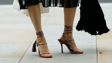 Πώς θα αποκτήσουμε απαλά, περιποιημένα πόδια στο σπίτι εύκολα και γρήγορα
