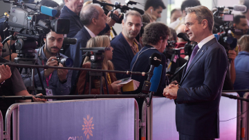 Μητσοτάκης: Η Ευρώπη μπορεί να υπερασπιστεί τα μέλη της, στηρίζουμε σταθερά την κοινωνία χωρίς να διακινδυνεύουμε τη δημοσιονομική ισορροπία