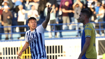 Νίκη με ανατροπή από... αέρος για τον Ατρόμητο, 2-1 τον Αστέρα Τρίπολης στο Περιστέρι, δείτε τα γκολ 