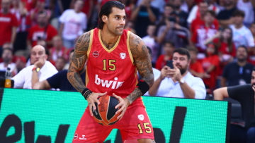 Γιώργος Πρίντεζης: «Το on ball παιχνίδι του Ολυμπιακού θα κάνει τη διαφορά φέτος στη Euroleague»



