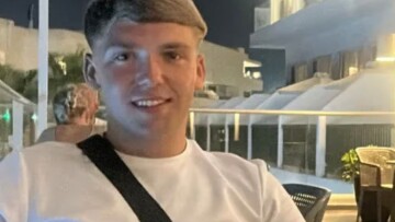 Σε καταστολή 21χρονος Βρετανός στρατιώτης μετά από τροχαίο με γουρούνα στη Ρόδο
