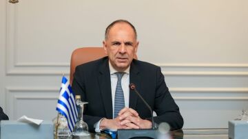 Γεραπετρίτης από Λιβύη: Αποφασίσαμε να προχωρήσουμε τη συζήτηση για την οριοθέτηση υφαλοκρηπίδας και ΑΟΖ