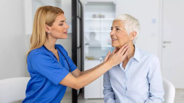 Καρκίνος κεφαλής και τραχήλου: Τα ύπουλα συμπτώματα και η σημασία της έγκαιρης διάγνωσης