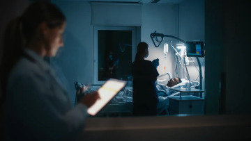 Τι συμβαίνει μέσα στην Εντατική; Ο διευθυντής της ΜΕΘ Κοζάνης αποκαλύπτει τα πάντα
