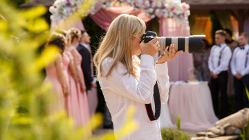 Αμερικανίδα έστησε επιχείρηση των 1.000 ευρώ για τον ελεύθερο χρόνο της και να κατέληξε να βγάζει 1,5 εκατ. το χρόνο
