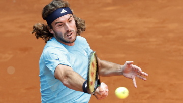 «Αυτοκτόνησε» στη Μαδρίτη ο Τσιτσιπάς: Έχασε δύο ματς πόιντ και αποκλείστηκε με 2-1 από τον Κάσπερ Ρουντ, βίντεο 