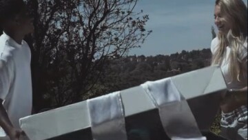 Βίντεο: Ο Έντρικ αποκάλυψε το φύλο του μωρού που περιμένει με τη σύζυγο του Γκαμπριέλι Μιράντα

