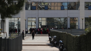 Ο 89χρονος τραυμάτισε 4 γραμματείς του Πρωτοδικείου και άφησε επιστολές, λέει ο πρόεδρος του ΔΣΑ για τους πυροβολισμούς στο Εφετείο