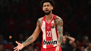 Ολυμπιακός: Ενοχλήσεις στο αριστερό πόδι για τον Ντόρσεϊ 

