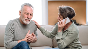 Εγκεφαλικό επεισόδιο: Οι 7 κινήσεις που σώζουν ζωές – Τι να κάνετε άμεσα
