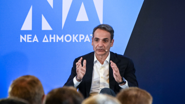 Το Μαξίμου υπερασπίζεται το επιτελικό κράτος, αλλά δεν ανοίγει «μέτωπο» με τους βουλευτές της ΝΔ