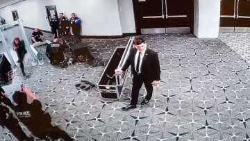 Η Washington Post αναλύει οπτικό υλικό από τη νύχτα της επίθεσης στον Τραμπ: Δεν υπάρχει ένδειξη ότι ο Άλεν πυροβόλησε τους μυστικούς πράκτορες