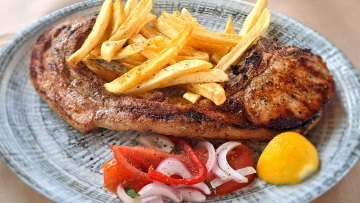 5 ταβέρνες για κρέας μια ανάσα από την Αθήνα