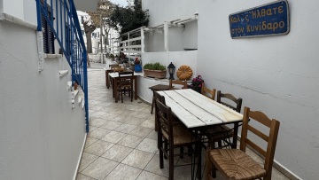 Στου Βασιλαρακιού: Στη Νάξο για παϊδάκια, κοντοσούβλι και ribeye