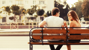 Το date night trend που κάνει τα ραντεβού πιο διασκεδαστικά και ουσιαστικά