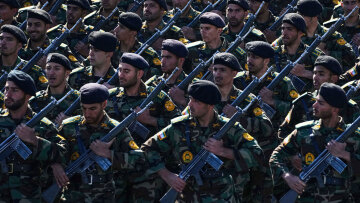 Οι Φρουροί της Επανάστασης προειδοποιούν τις ΗΠΑ με επιστροφή σε μακρά σύγκρουση, σε περίπτωση αμερικανικών επιθέσεων