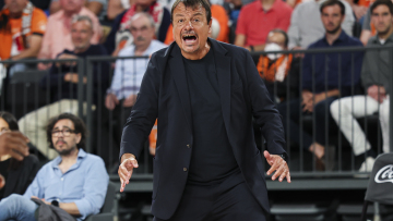 Αταμάν: «Αποφασίσαμε να δώσουμε το τελευταίο σουτ στον Χέις Ντέιβις, πρέπει να κερδίσουμε ακόμα ένα ματς»