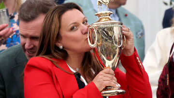 Η πρώτη γυναίκα που κερδίζει το Kentucky Derby στα 152 χρόνια υπαρξής του