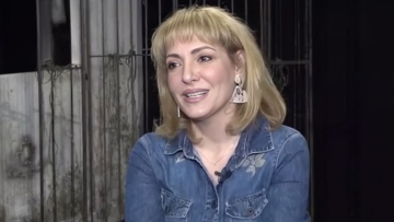 Ηρώ Λούπη: Στη σειρά «Βέρα στο δεξί» δούλευα τόσες ώρες που το βράδυ κοιμόμουν στο καμαρίνι