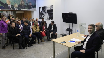 Το ΠΑΣΟΚ τρέχει για να συγκροτήσει ψηφοδέλτια και καταθέτει προτάσεις για το Σύνταγμα, αγώνας για την Αττική
