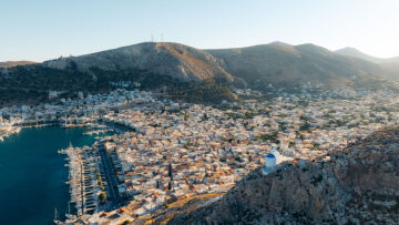 Πιο κοντά στον στόχο των 50 εκατ. αφίξεων ξένων επισκεπτών η Ελλάδα