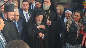 Ο Οικουμενικός Πατριάρχης Βαρθολομαίος στο «Ιωνικό Κέντρο», δείτε βίντεο