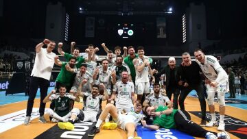 Volley League ανδρών: Ο Παναθηναϊκός κατέκτησε τον τίτλο και πανηγύρισε το πρώτο νταμπλ μετά από 41 χρόνια, δείτε βίντεο
