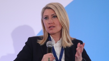 Συγκινητικό αντίο της Σίας Κοσιώνη μετά από 20 χρόνια στον ΣΚΑΪ: «Νιώθω σαν να μου ξεκολλάνε την καρδιά αυτή τη στιγμή»