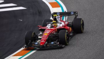 Ferrari: Με τον ήλιο τα μπάζουν, με τον ήλιο τα βγάζουν...
