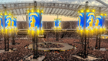 Πώς είδαν οι οπαδοί των Metallica τη μεγάλη συναυλία: «Εμπειρία ζωής, τα έδωσαν όλα», «πολύ λίγη εμφάνιση για 150 ευρώ»
