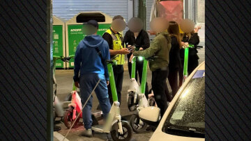 Σαρωτικοί έλεγχοι της Τροχαίας για τα ηλεκτρικά πατίνια με 214 παραβάσεις και 8 μεθυσμένους οδηγούς