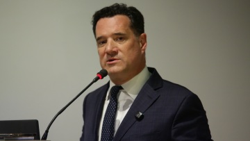 Γεωργιάδης: Αυτή είναι η φωτογραφία που αλλοίωσαν και άρχισαν να βρίζουν εμένα και την οικογένειά μου