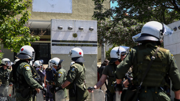 Θα αποδοθούν ευθύνες και θα επιβληθούν κυρώσεις στους υπεύθυνους για τα επεισόδια στο ΑΠΘ τονίζει το υπουργείο Παιδείας 