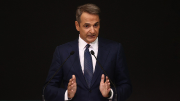 Ο Μητσοτάκης με Μερτς και Λαγκάρντ στο Αάχεν για τη βράβευση Ντράγκι: Τόνωση διεθνούς προφίλ πριν το συνέδριο της ΝΔ