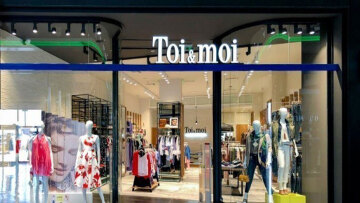 Toi&moi: Η ελληνική fashion εταιρεία που έχτισε δίκτυο από το Περιστέρι μέχρι το Dubai Mall