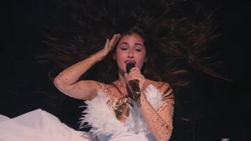 Η καλλονή που καθήλωσε στον ημιτελικό της Eurovision, ο γάμος με γνωστό ποδοσφαιριστή και το… plot twist που έγινε viral