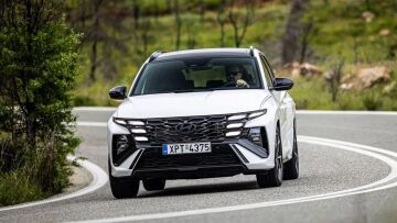 Δοκιμάζουμε το φουλ υβριδικό Hyundai Tucson - Πόσο κοστίζει στην Ελλάδα;