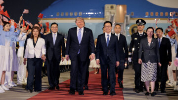 trump%20china%20hor2