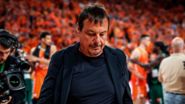 Άταμαν: Αποχώρησε από τη συνέντευξη Τύπου μετά από ερώτηση για το Final Four 