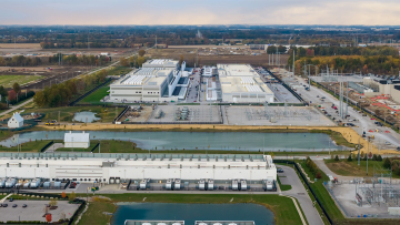Τους έκοψαν το πότισμα λόγω ξηρασίας ενώ data center κατανάλωνε εκατομμύρια λίτρα νερού κρυφά